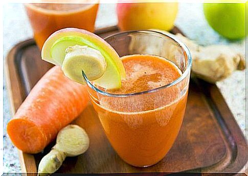 The anti-cancer juice of apple, carrot and ginger.