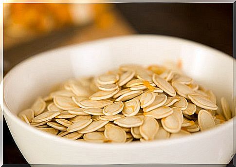 Pumpkin seeds to get rid of intestinal parasites.