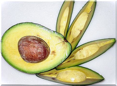 Avocado is one of the very effective natural remedies for mature skin.