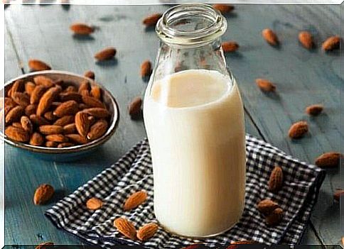 prepare almond milk