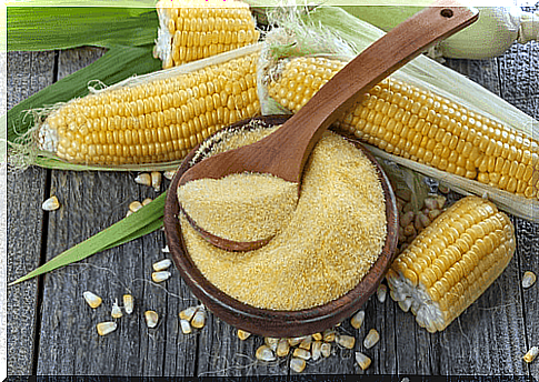 foods most loaded with toxins: corn