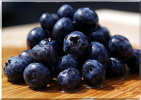 Blueberries help cleanse the kidneys